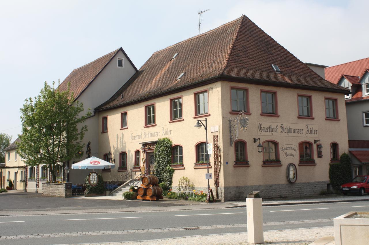 Schwarzer Adler - Hotel Garni Ipsheim Kültér fotó