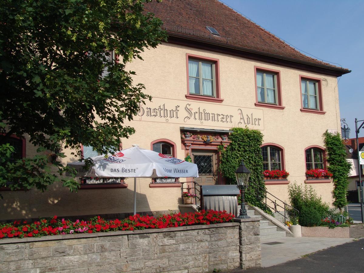 Schwarzer Adler - Hotel Garni Ipsheim Kültér fotó